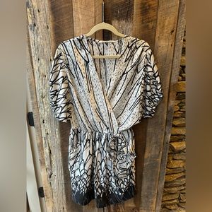 Collective Concepts dress with pockets M